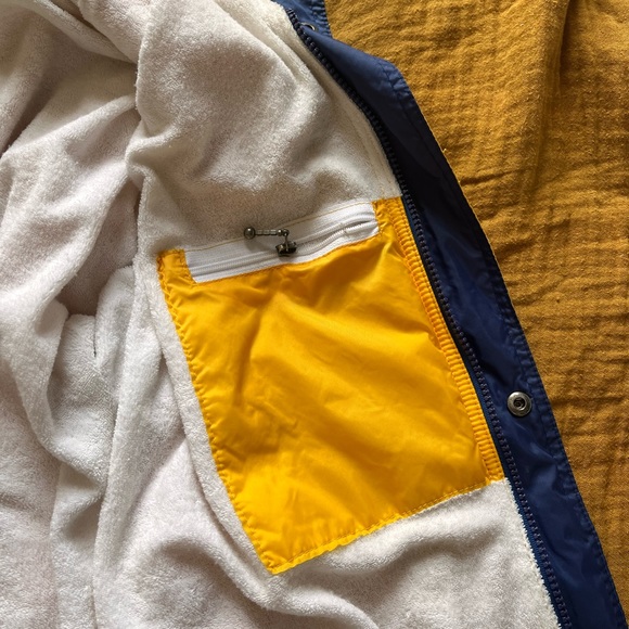 K-Way raincoat SEAWORLD collection (162 centimetre or 14 years old) - Picture 6 of 11